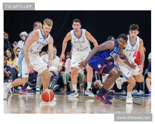 科尔称四人得分超二十彰显团队实力激发球员信心 科尔称四人得分超二十彰显团队实力激发球员信心